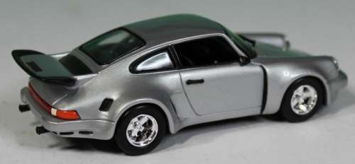 Porsche 911 RSR 3.0L 1/43 Revell NEW+showcased  #4173 instant wheels
