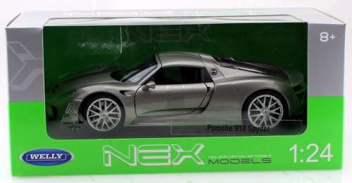 Porsche 918 Spyder (closed) 2015 silver 1/24 Welly NEW+boxed  #2147 instant wheels