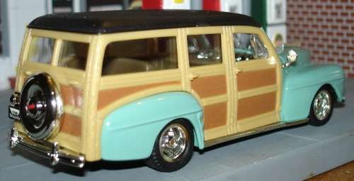 Ford Woody 1948 green 1/43 Road Signature NEW+boxed  #4292 instant wheels