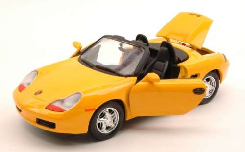 Porsche Boxster 986 cabrio 2004 yellow 1/24 Motormax NEW+boxed  #2150 instant wheels