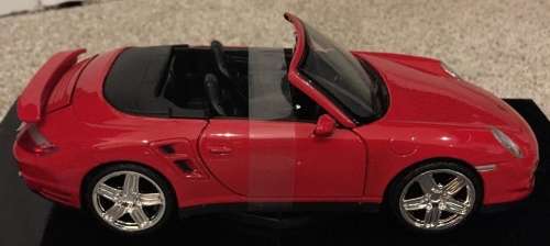 Porsche 911 Turbo Cabrio 2005 red 1/24 Motormax NEW+boxed  #2152 instant wheels
