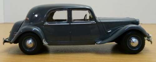 Citroen Traction Avant 15-SIX 1949 1/43 IXO NEW+boxed  #4303 instant wheels