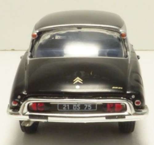 Citroen DS21 1969 black 1/43 IXO NEW+boxed  #4316 instant wheels