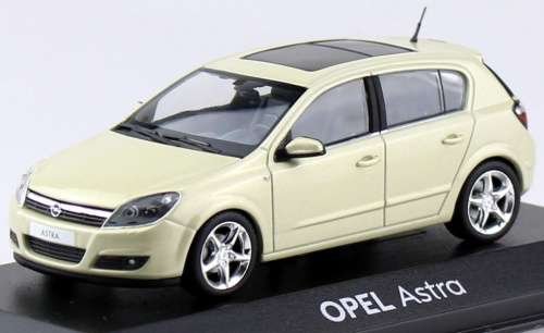 Opel Astra 2006 1/43 Minichamps NEW+boxed  #4317 instant wheels