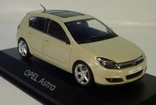 Opel Astra 2006 1/43 Minichamps NEW+boxed  #4317 instant wheels