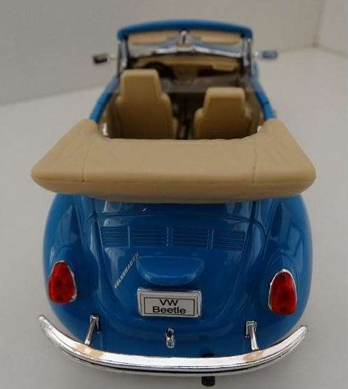 Volkswagen Beetle Cabriolet 1979 light-blue 1/24 Welly NEW  #2019 instant wheels