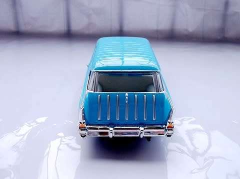 Chevrolet Nomad 1957 lt.blue 1/24 RoadSignature NEW+boxed  #2038 instant wheels