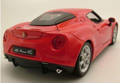Alfa Romeo 4C 2014  red-metallic 1/24 Motormax NEW+boxed  #2050 instant wheels