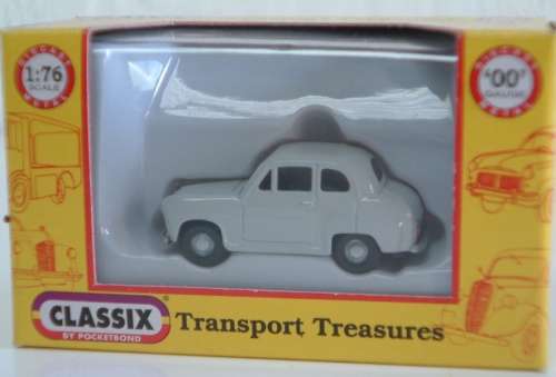 Austin A30 4-door 1951 white 1/76 Classix NEW+boxed #7612 instant wheels