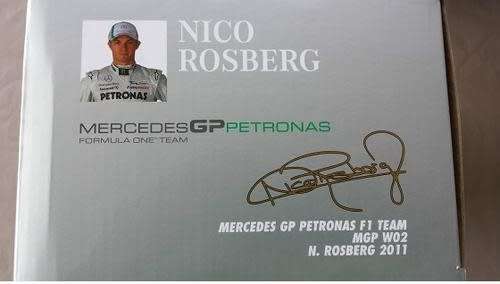 Mercedes-Benz F1 W02 MGP W02 Rosberg #8 2011 1/18 Minichamps NEW+boxed #8031 instant wheels