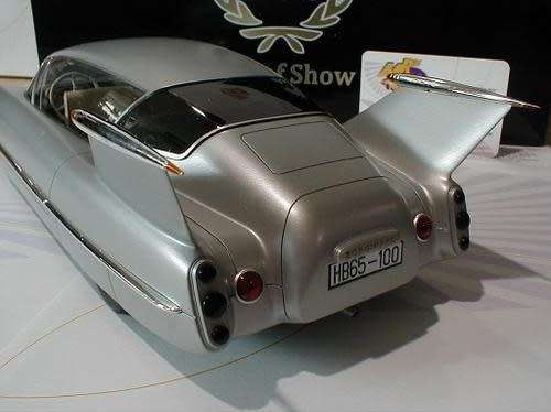 Borgward Dreamcar 1955 silver 1/18 BOS limited model NEW+boxed #8039 instant wheels