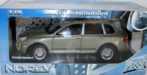 Porsche CAYENNE S 2008 lt.green-met 1/18 NOREV NEW+boxed #8241 instant wheels