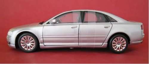 Audi A8 2004 silver 1/18 MotorMax NEW+boxed  #8837 instant wheels