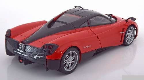 Pagani Huayra 2013 red 1/18 Motormax NEW+boxed  #8967 instant wheels