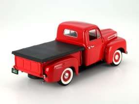 Ford F-1 Pick Up 1948 red w.bak-cover 1/18 Road Signature NEW+boxed  #8976 instant wheels
