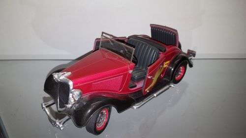 Ford Roadster 1934 red-met 1:18 Solido NEW+boxed  #8989 instant wheels
