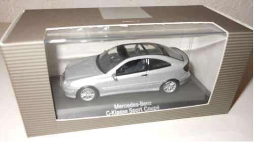 Mercedes-Benz C-Class CL203 SportCoupe `01 1/43 Minichamps NEW+boxed  #4056 instant wheels