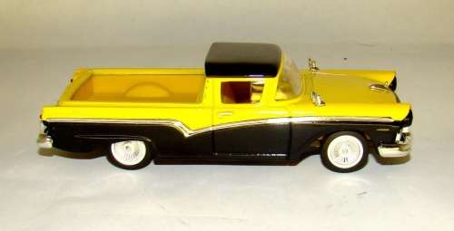 Ford Ranchero 1957 black+yellow 1/43 Rd.Signature NEW+boxed  #4070 instant wheels