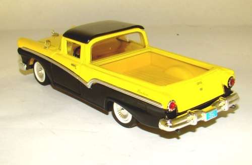 Ford Ranchero 1957 black+yellow 1/43 Rd.Signature NEW+boxed  #4070 instant wheels