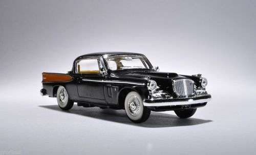 Studebaker Golden Hawk black+gold 1958 1/43 Rd.Sign NEW+boxed  #4071 instant wheels