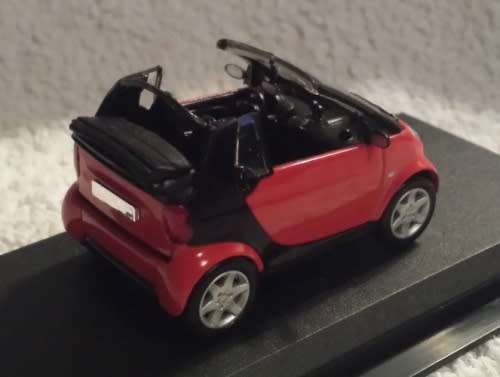 Smart City Cabrio 2007 purple 1/43 IXO NEWinBlister #4115 instant wheels