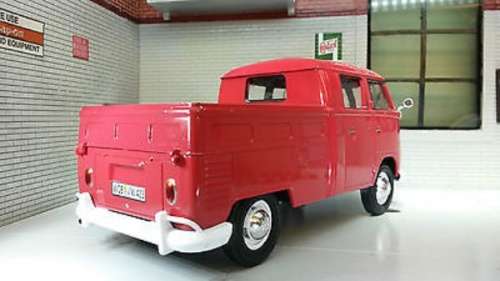 Volkswagen T1 double-cab pick-up 1959 red 1/24 Motormax NEW+boxed   #2154 instant wheels