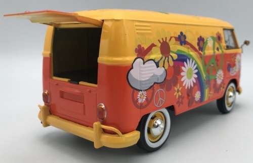 Volkswagen T1 Transporter 1962 FLOWER POWER 1/24 MotorMax NEW+boxed  #2160 instant wheels