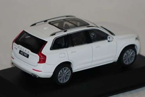 Volvo XC90 2015 white-met 1/43 Norev NEW+boxed  #4861 instant wheels