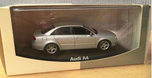 Audi A4 3.2 quattro* V6 2015 1/43 Minichamps NEW+boxed  #4838 instant wheels