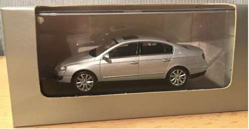 Volkswagen Passat 2010 1/43 Minichamps NEW+boxed  #4845 instant wheels