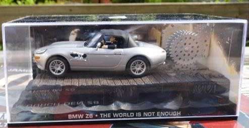 BMW Z8 silver JBond 007 1/43 DeAgostini/IXO NEW  #4797 instant wheels