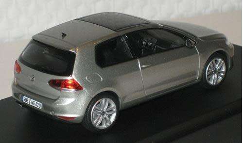 Volkswagen Golf 7 3-door 2012 silver 1/43 Herpa NEW+boxed  #4978 instant wheels