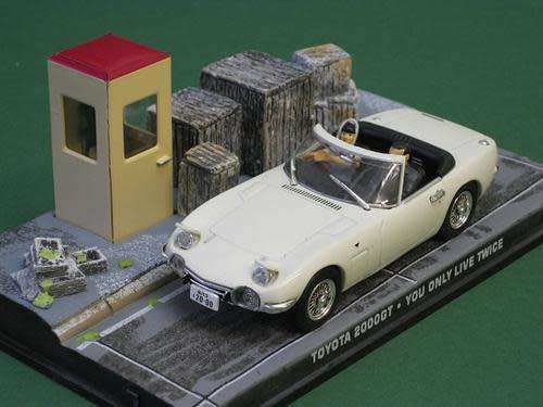 Toyota 2000GT Convertible 1967 JBond 007 1/43 IXO NEW  #4667 instant wheels