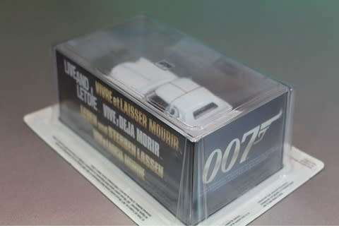Corvorado 007-Bond-Live + let die, white 1/43 IXO NEW+boxed  #4700 instant wheels