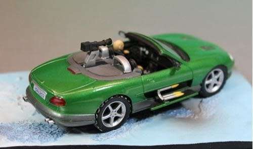 Jaguar XKR - Bond -Die another Day- 1/43 IXO NEW+boxed  #4702 Instant wheels