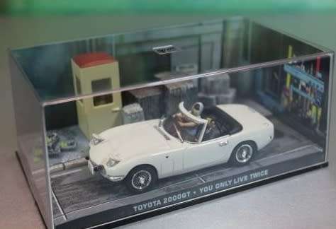 Toyota 2000GT JBond U Only Live Twice 1/43 IXO NEW+boxed  #4706 instant wheels