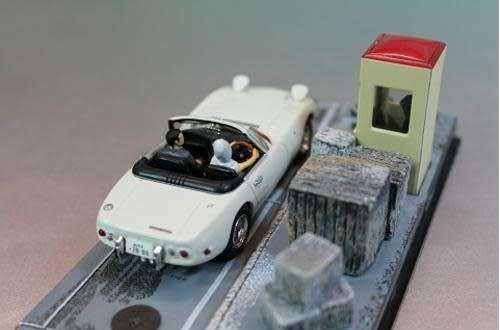 Toyota 2000GT JBond U Only Live Twice 1/43 IXO NEW+boxed  #4706 instant wheels