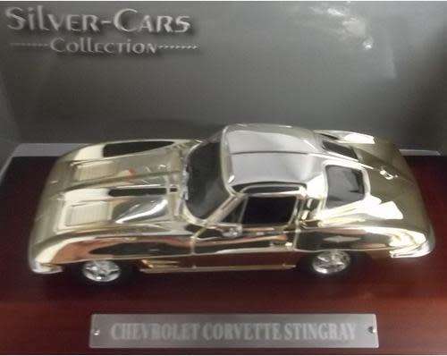Chevrolet Corvette Stingray 1963 1/43 IXO Chrome Collection NEW+boxed  #4970 instant wheels