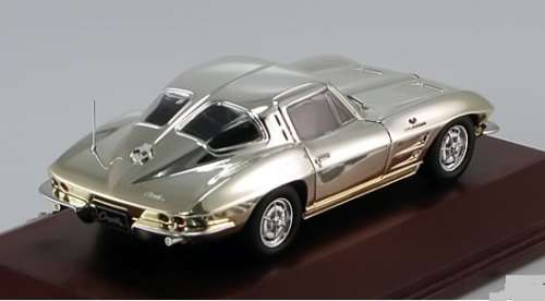 Chevrolet Corvette Stingray 1963 1/43 IXO Chrome Collection NEW+boxed  #4970 instant wheels
