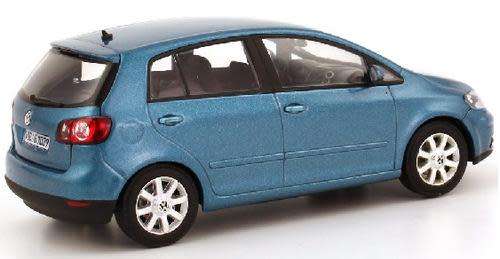 Volkswagen Golf 5 Plus 5-door 2005 blue 1/43 Minichamps  NEW+boxed  #4956 instant wheels