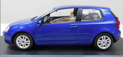 Volkswagen Golf 5 3-door 2005 blue 1/43 Schuco NEW+boxed  #4963 instant wheels