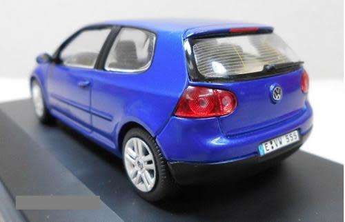 Volkswagen Golf 5 3-door 2005 blue 1/43 Schuco NEW+boxed  #4963 instant wheels