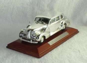 Cadillac Fleetwood v8 1937 1/43 IXO de LUXE highChrome NEW+boxed   #4554 instant wheels