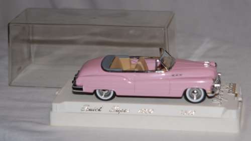 Buick Super Convertible 1950 pink 1/43 Solido NEW+boxed  #4377 instant wheels