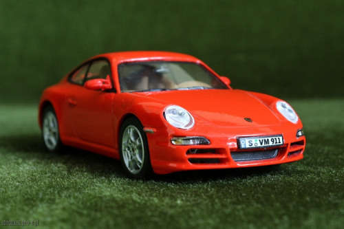 Porsche 911 Carrera S (997) 2008 red 1/43 Hongwell NEW+boxed   #4372 instant wheels