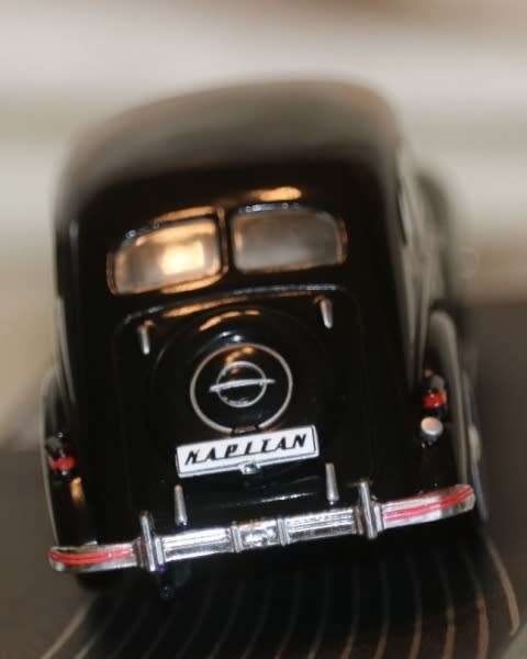Opel Kapitaen 50 1948-1950 black 1/43 IXO NEW+boxed  #4468 instant wheels