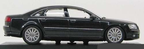 Audi A8 4.2 quattro 2005 black-met 1/43 Minichamps NEW+showcased  #4473 instant wheels
