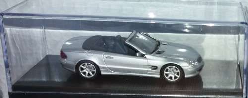 Mercedes-Benz SL-class A217 2017 silver Minichamps NEW+showcased FREE Delivery #4479 instant wheels