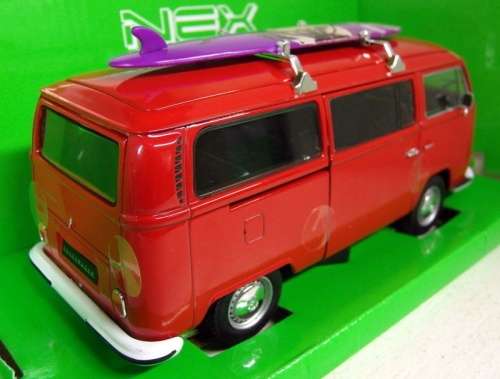 Volkswagen Bus T2 1972 red 1/24 Welly NEW+boxed  #2172 instant wheels