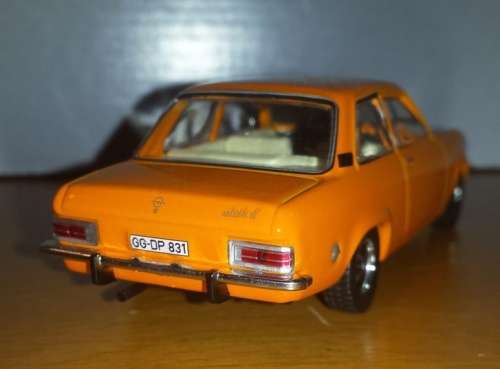 Opel Ascona A 1970 orange IXO NEW+showcased  #4521 instant wheels